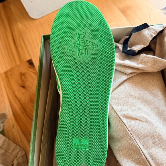 GUCCI Demetra GG Supreme Basket Low Top Sneakers - Picture 6 of 12